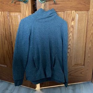 Women’s lululemon hoodie